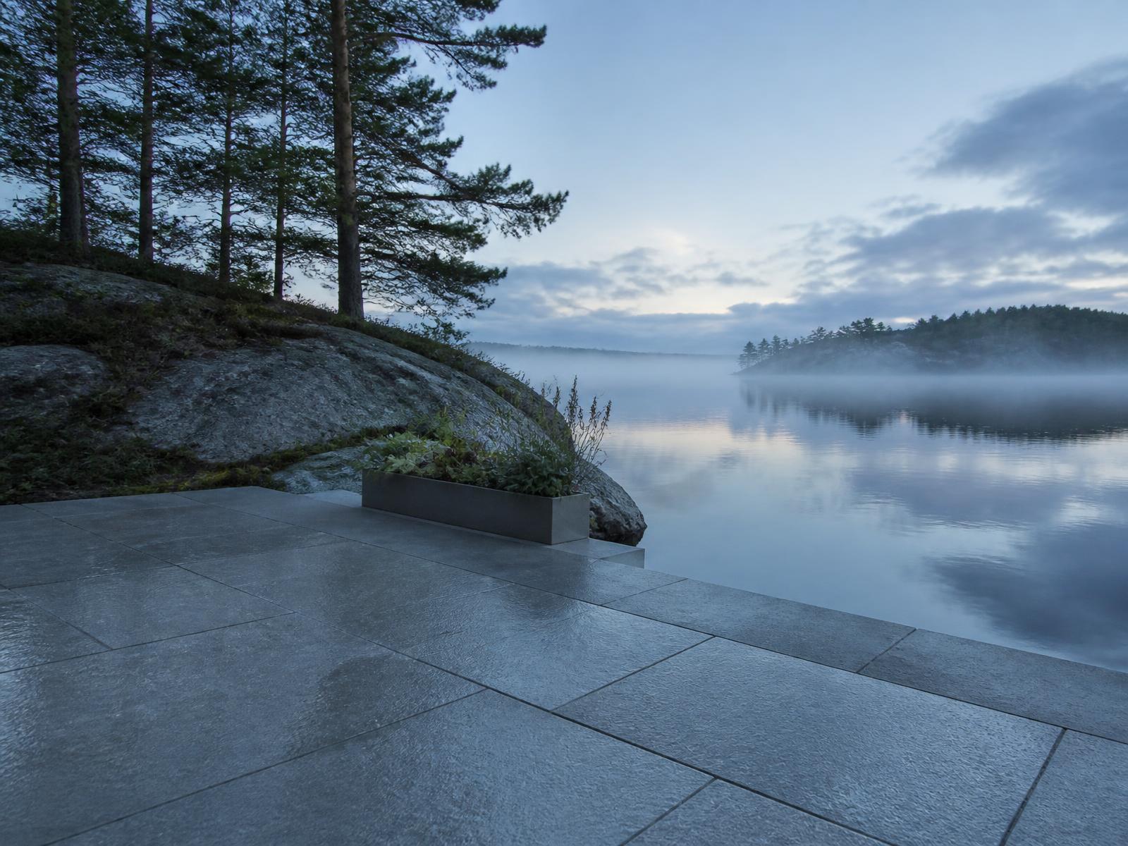 Lakeside Granite Terrace